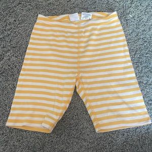 Girls Hanna Andersson shorts size 120